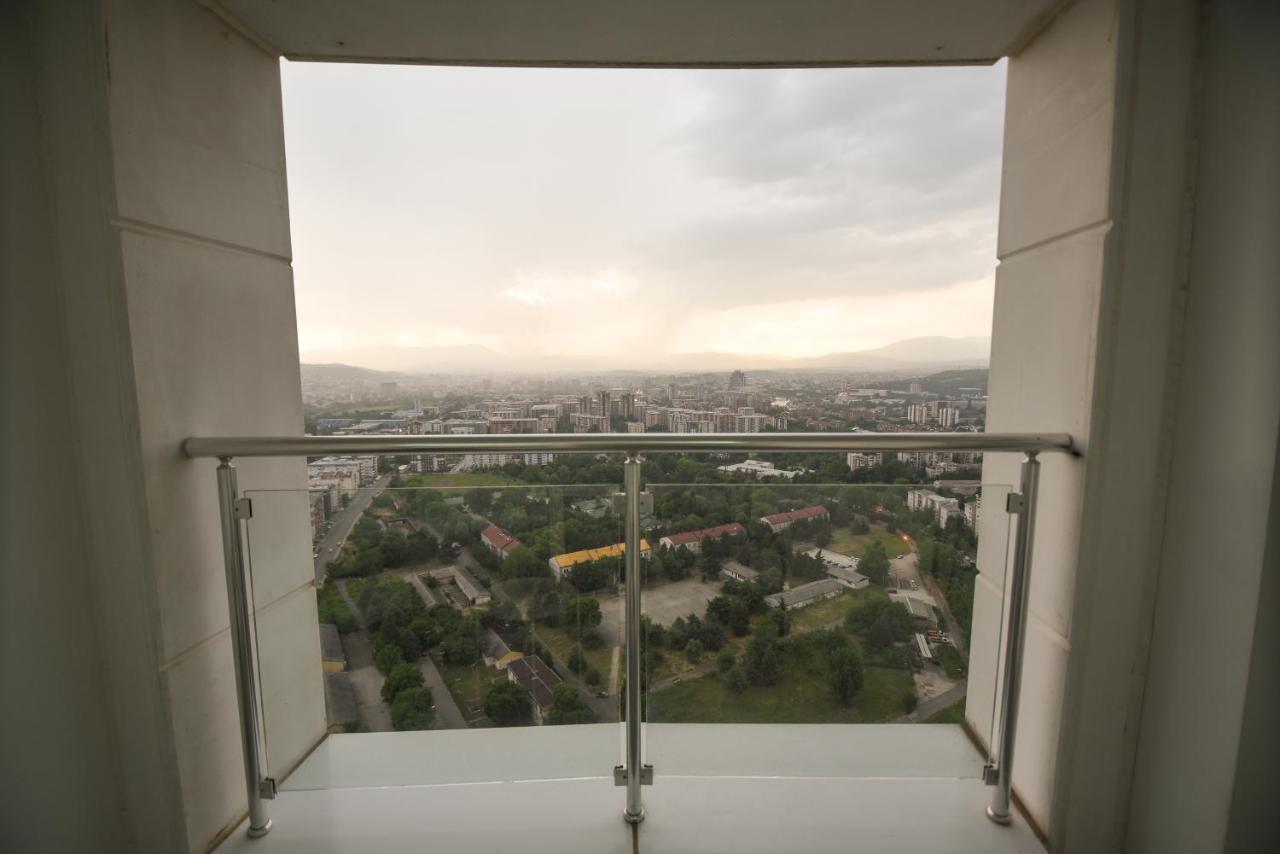 Sky Deluxe Fitness & Spa Skopje Exterior foto