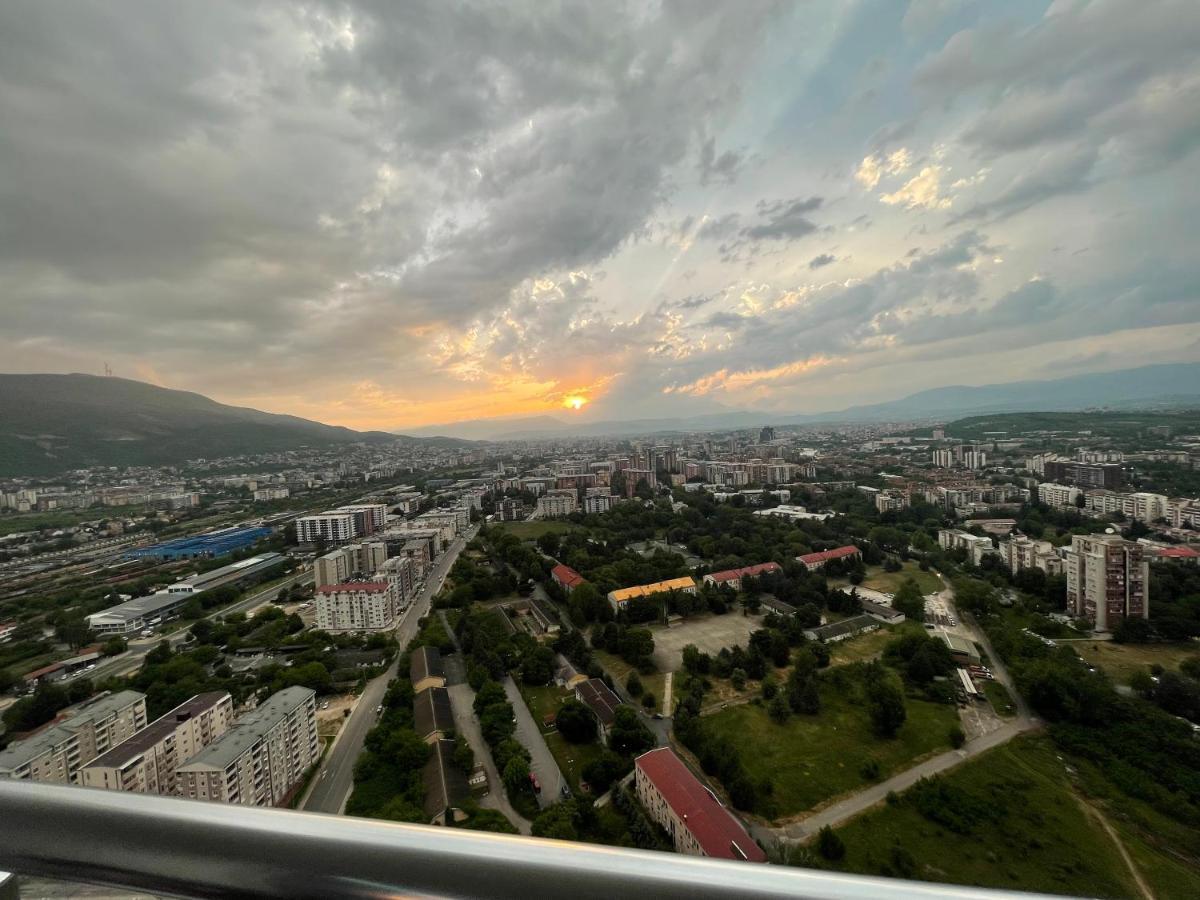 Sky Deluxe Fitness & Spa Skopje Exterior foto